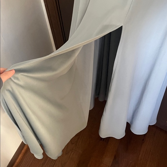 Lulu's Ruffle Sleeve Dress - Picture 3 of 10